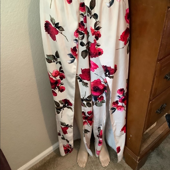 Gorgeous floral print flowy open leg pants - Picture 3 of 15